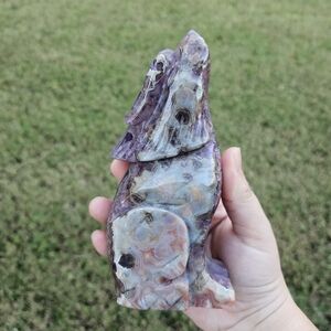 amethyst lace wolf 5.8 in